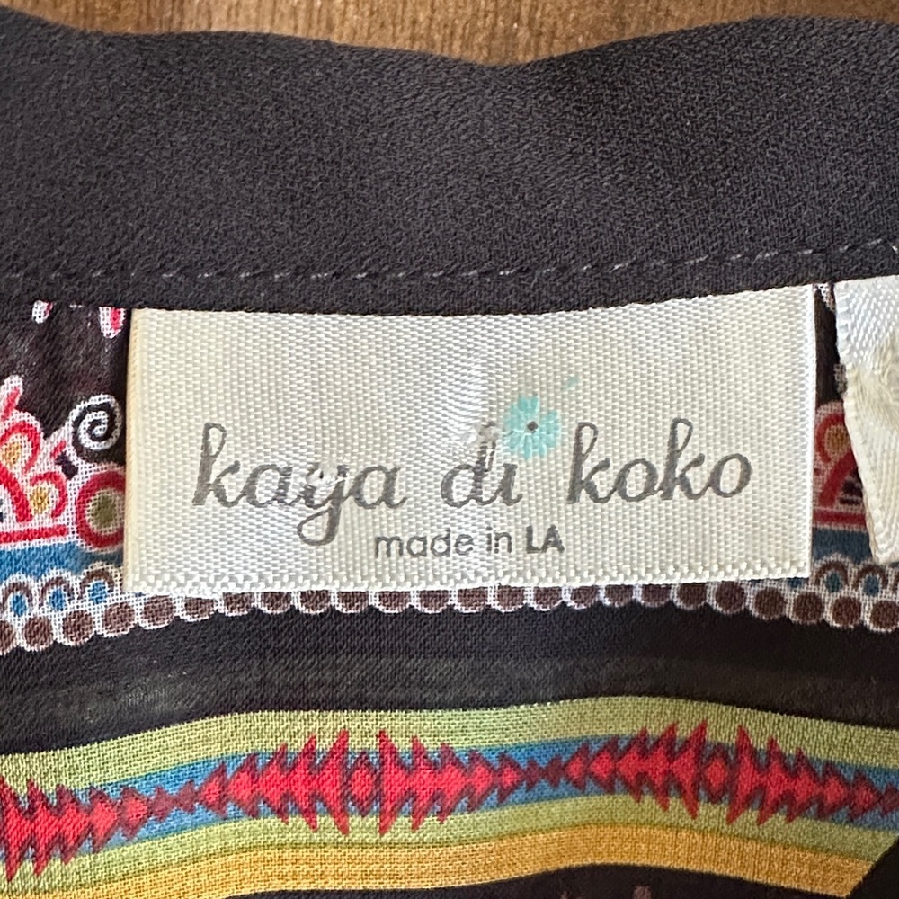 Colorful Geometric Patterned Blouse - Picture 3 of 4